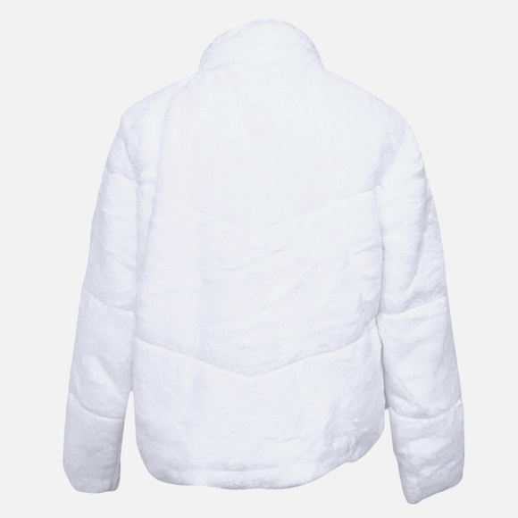 MONTREZ white plush faux fur chevron stitch jacket size S, NWT - Picture 2 of 5